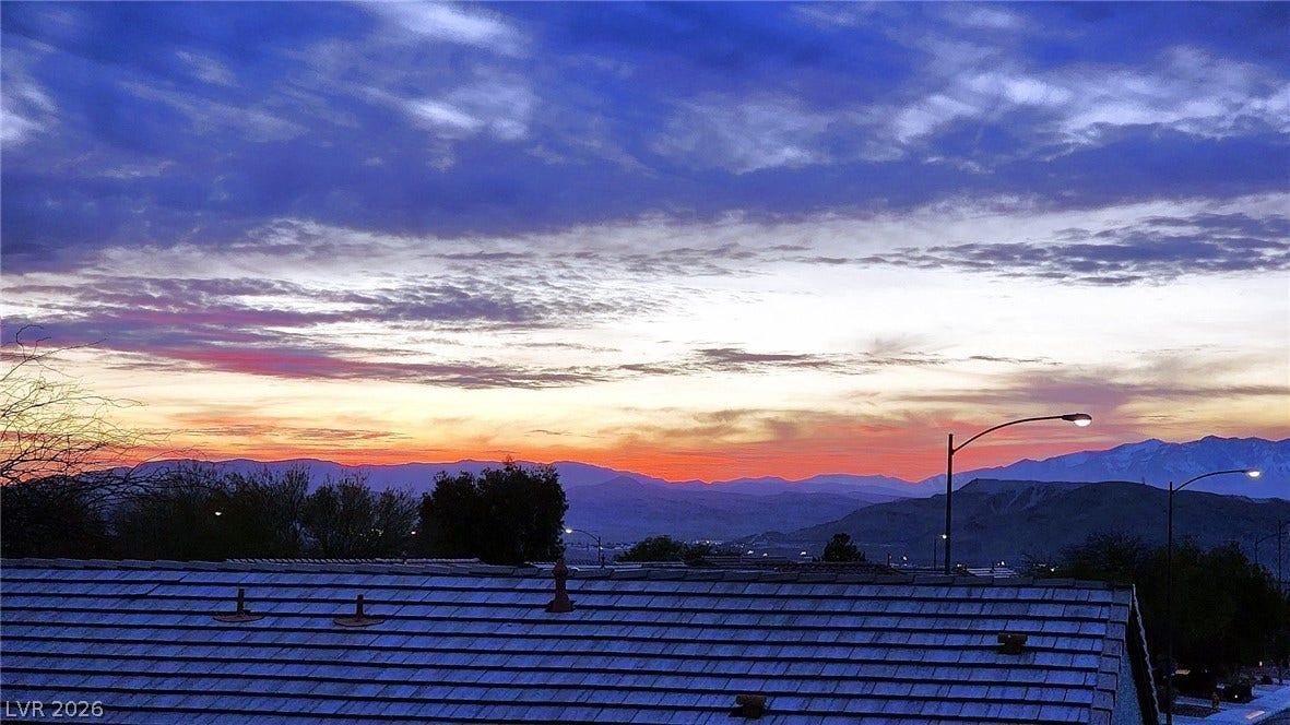 2077 Wildwood Lake Street, Henderson, NV 89052
