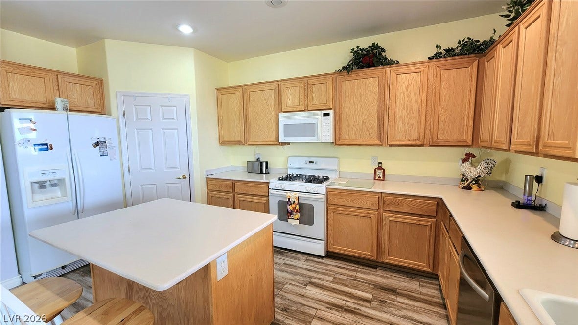 2077 Wildwood Lake Street, Henderson, NV 89052
