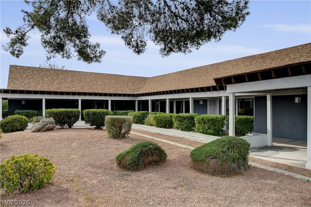 4589 Royal Ridge Boulevard, Las Vegas, NV 89103 A classic ranch-style residence presents a private yard with low-maintenance landscaping.
