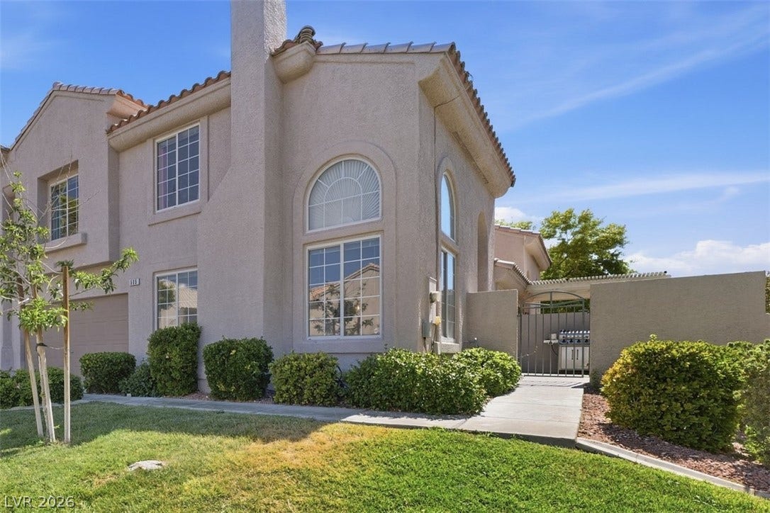 505 Rafkin Place, Henderson, NV 89052 A private charming gated courtyard for BBQ and outdoor living space.
