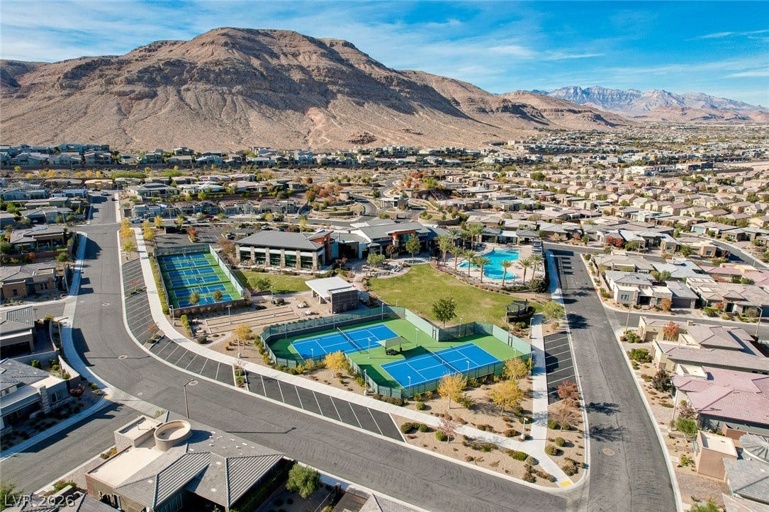 6709 Titanium Crest Street, Las Vegas, NV 89148 6709 Titanium Crest Street, Las Vegas, NV 89148
