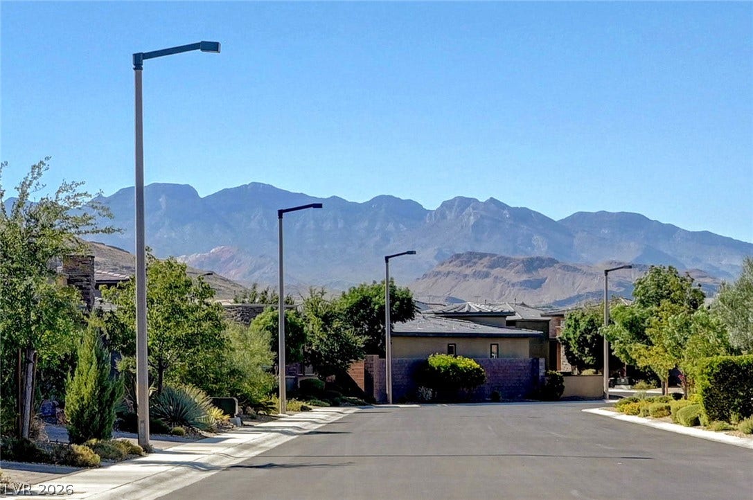 6709 Titanium Crest Street, Las Vegas, NV 89148 6709 Titanium Crest Street, Las Vegas, NV 89148