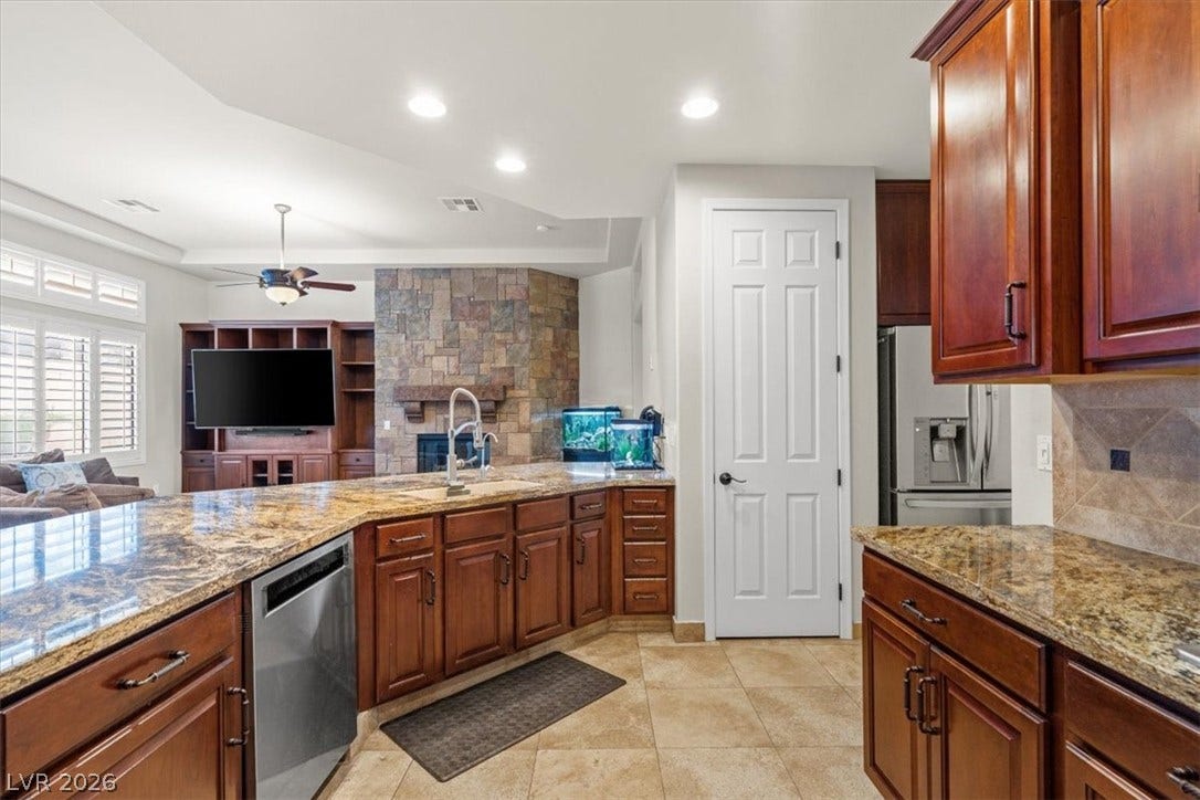 11388 Orazio Drive, Las Vegas, NV 89138 Appliances are immaculate!