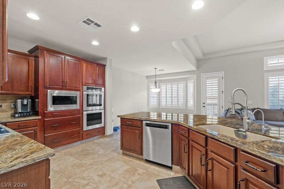 11388 Orazio Drive, Las Vegas, NV 89138 Built-in microwave AND double oven!