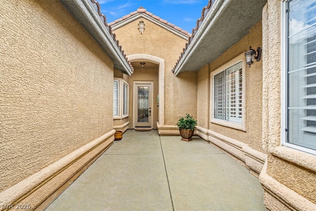 11388 Orazio Drive, Las Vegas, NV 89138 Gated courtyard!