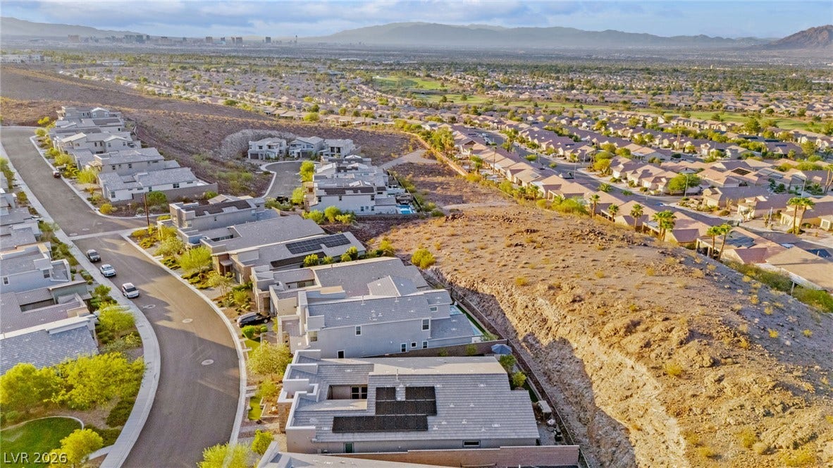 1948 Regal Bluff Drive, Henderson, NV 89052 1948 Regal Bluff Drive, Henderson, NV 89052