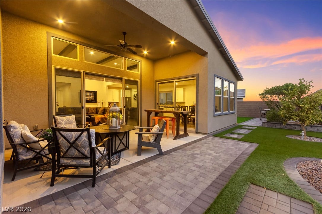 1948 Regal Bluff Drive, Henderson, NV 89052 1948 Regal Bluff Drive, Henderson, NV 89052
