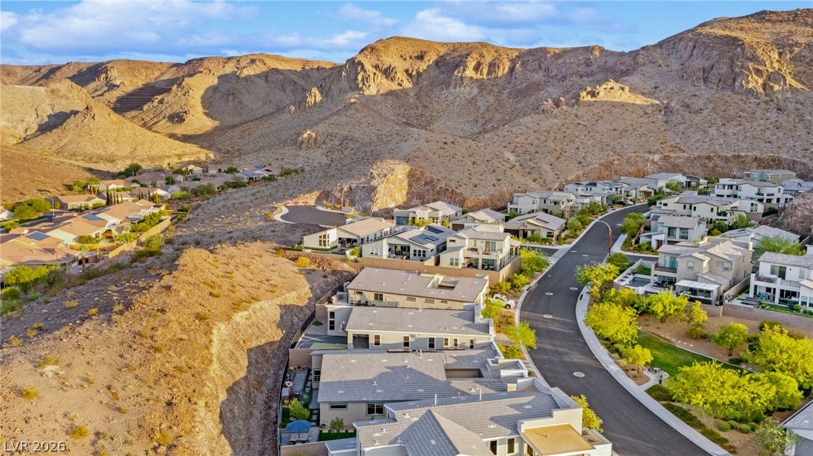 1948 Regal Bluff Drive, Henderson, NV 89052 1948 Regal Bluff Drive, Henderson, NV 89052