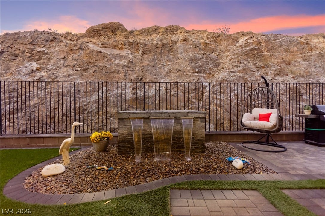 1948 Regal Bluff Drive, Henderson, NV 89052 1948 Regal Bluff Drive, Henderson, NV 89052
