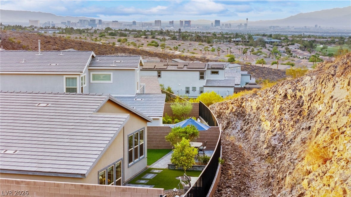 1948 Regal Bluff Drive, Henderson, NV 89052 1948 Regal Bluff Drive, Henderson, NV 89052