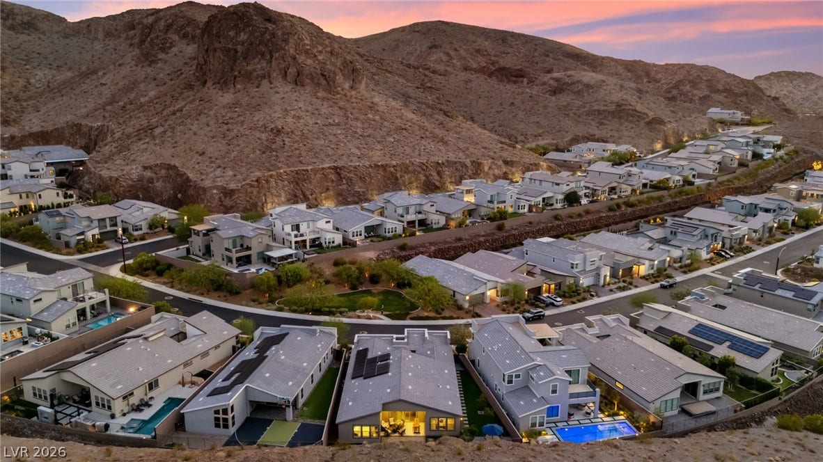 1948 Regal Bluff Drive, Henderson, NV 89052 1948 Regal Bluff Drive, Henderson, NV 89052