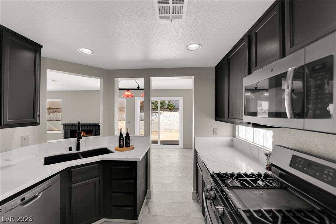 1433 Pathfinder Road, Henderson, NV 89014 1433 Pathfinder Road, Henderson, NV 89014