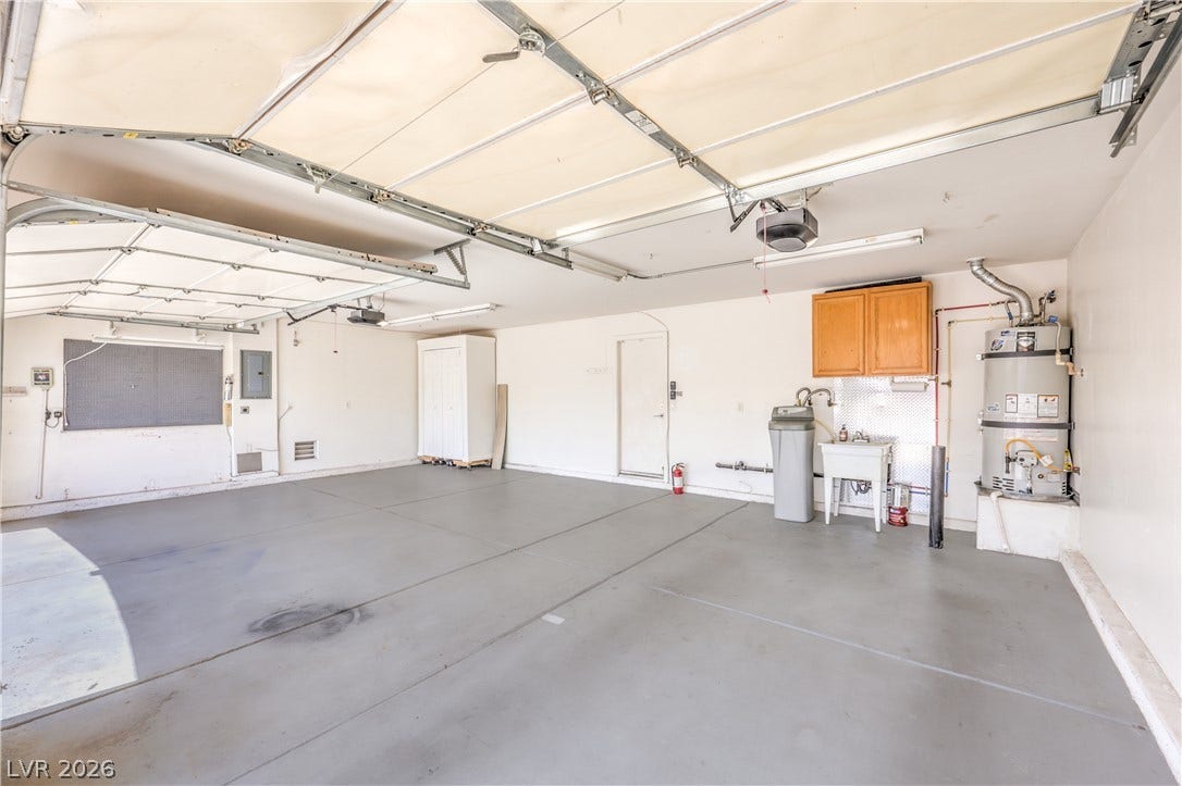 168 Ridge Crossing Avenue, Henderson, NV 89002 168 Ridge Crossing Avenue, Henderson, NV 89002