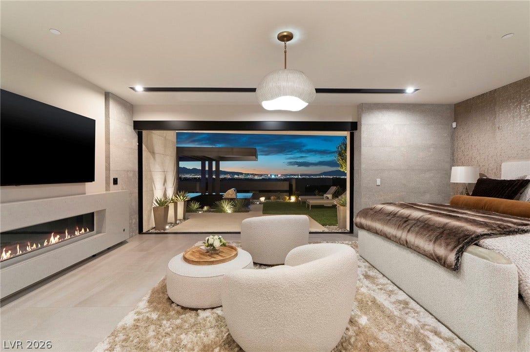 805 Dragons Eye Drive, Henderson, NV 89012 805 Dragons Eye Drive, Henderson, NV 89012