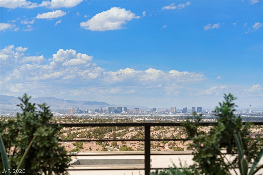 805 Dragons Eye Drive, Henderson, NV 89012 805 Dragons Eye Drive, Henderson, NV 89012
