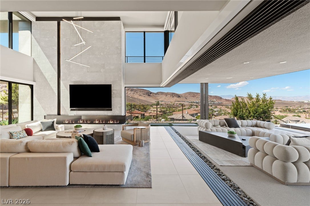 805 Dragons Eye Drive, Henderson, NV 89012 805 Dragons Eye Drive, Henderson, NV 89012