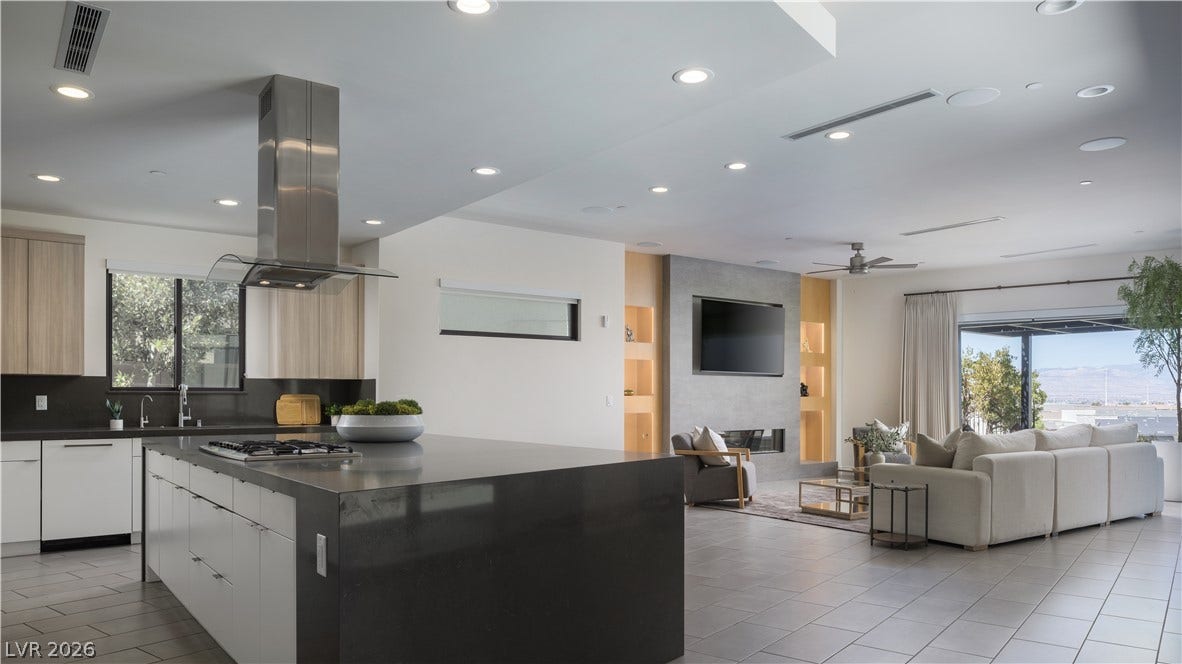 2192 Overlook Canyon Lane, Henderson, NV 89052 2192 Overlook Canyon Lane, Henderson, NV 89052