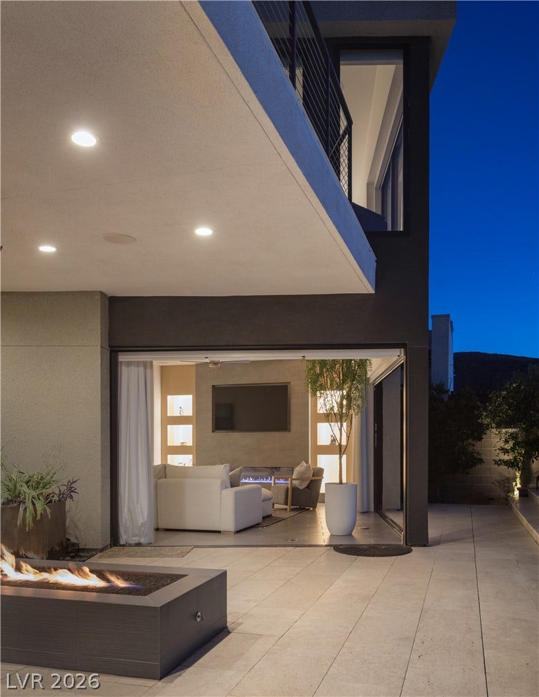 2192 Overlook Canyon Lane, Henderson, NV 89052 2192 Overlook Canyon Lane, Henderson, NV 89052