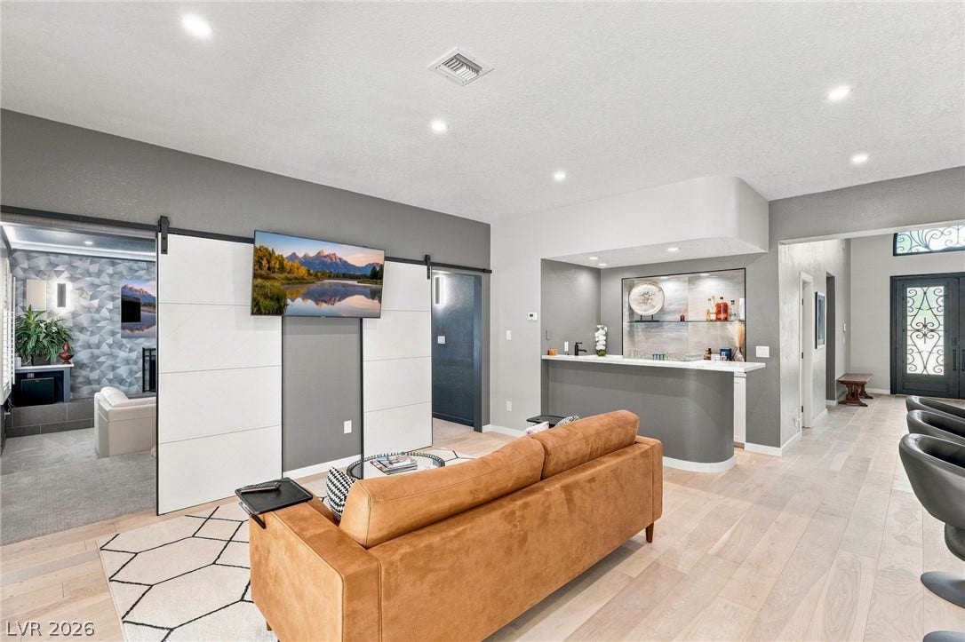 17 Quail Run Road, Henderson, NV 89014 17 Quail Run Road, Henderson, NV 89014