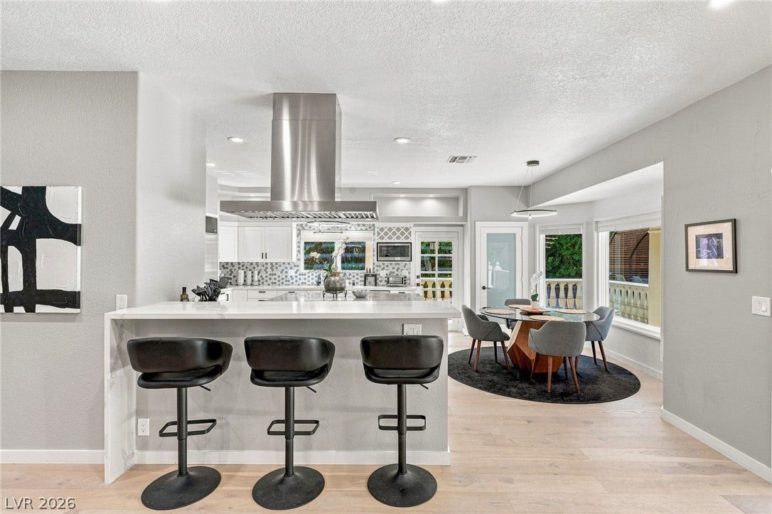 17 Quail Run Road, Henderson, NV 89014 17 Quail Run Road, Henderson, NV 89014