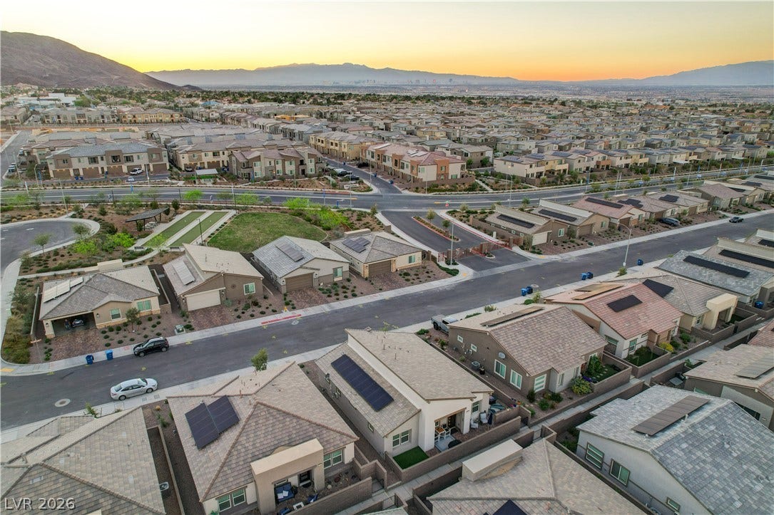 384 Aravalli Crest Street, Henderson, NV 89015 384 Aravalli Crest Street, Henderson, NV 89015