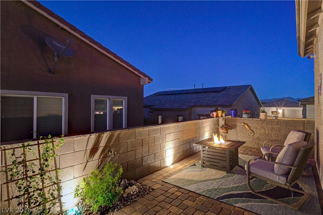 384 Aravalli Crest Street, Henderson, NV 89015 384 Aravalli Crest Street, Henderson, NV 89015