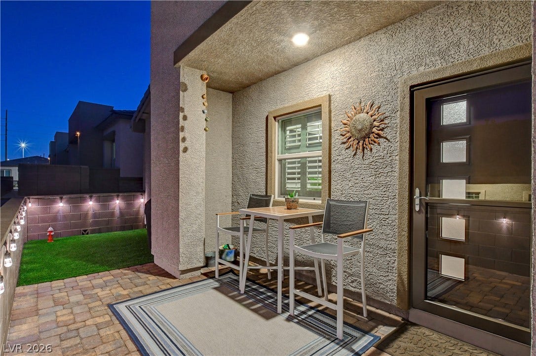 384 Aravalli Crest Street, Henderson, NV 89015 384 Aravalli Crest Street, Henderson, NV 89015
