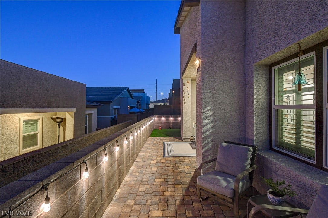 384 Aravalli Crest Street, Henderson, NV 89015 384 Aravalli Crest Street, Henderson, NV 89015