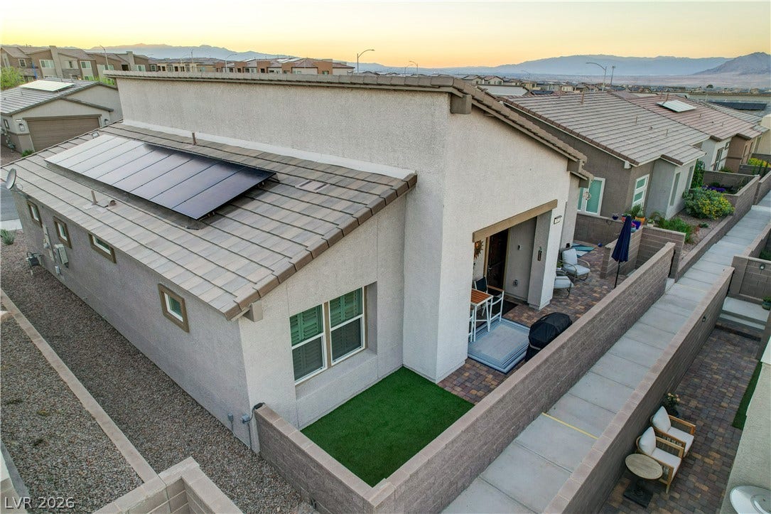 384 Aravalli Crest Street, Henderson, NV 89015 384 Aravalli Crest Street, Henderson, NV 89015