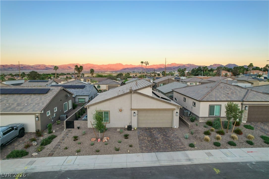 384 Aravalli Crest Street, Henderson, NV 89015 384 Aravalli Crest Street, Henderson, NV 89015
