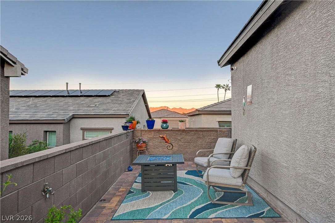 384 Aravalli Crest Street, Henderson, NV 89015 384 Aravalli Crest Street, Henderson, NV 89015