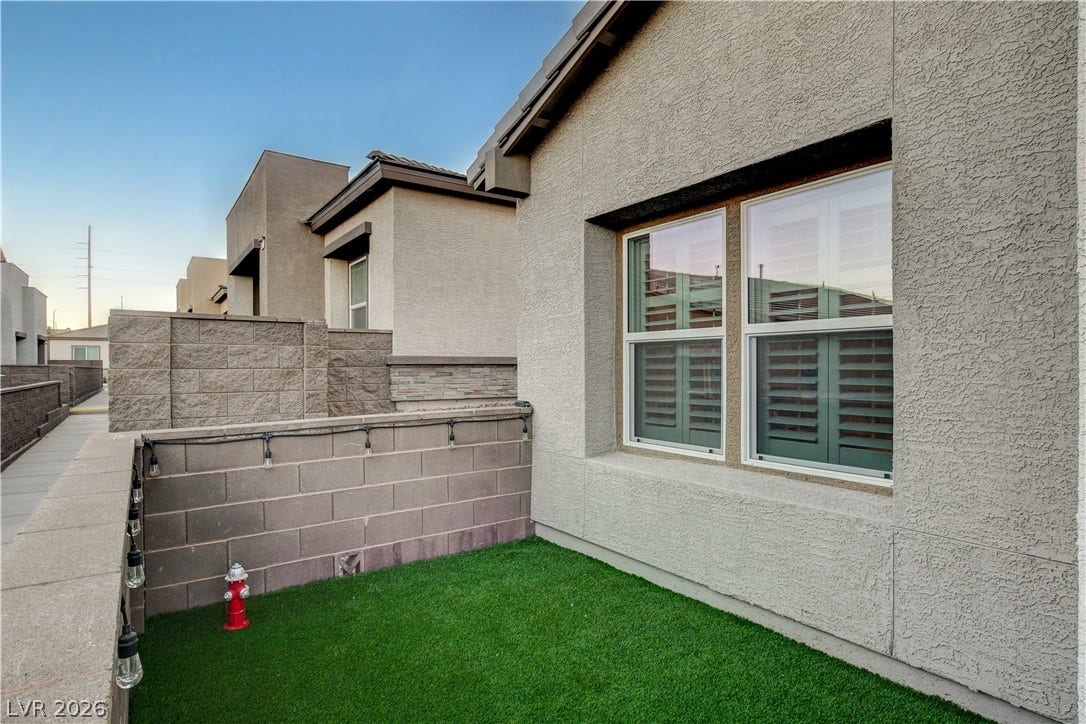 384 Aravalli Crest Street, Henderson, NV 89015 384 Aravalli Crest Street, Henderson, NV 89015