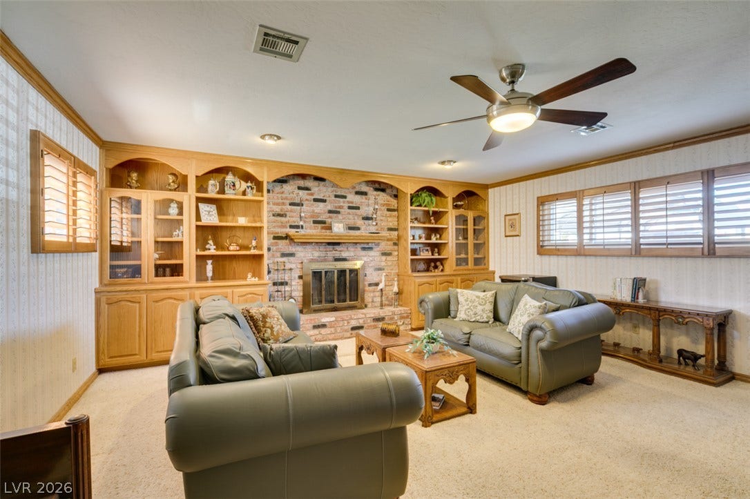 661 Burton Street, Henderson, NV 89015 661 Burton Street, Henderson, NV 89015