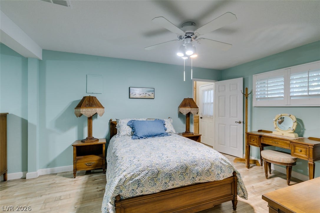 661 Burton Street, Henderson, NV 89015 661 Burton Street, Henderson, NV 89015