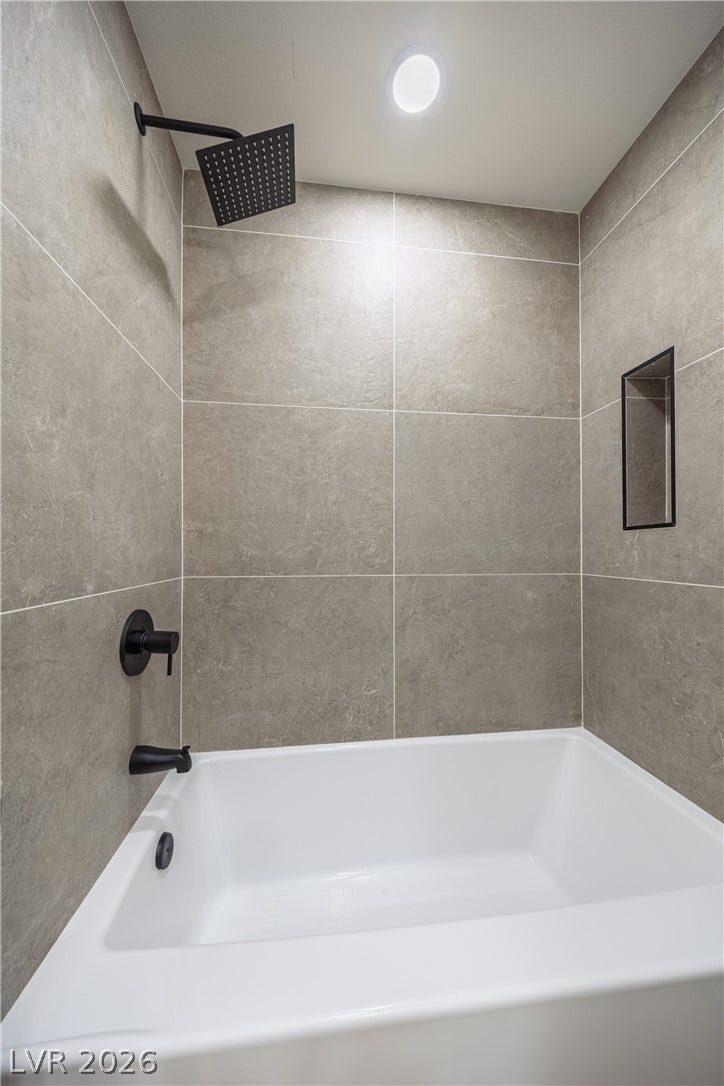 8800 Lusso Court, Las Vegas, NV 89134 Bathroom with shower / tub combination