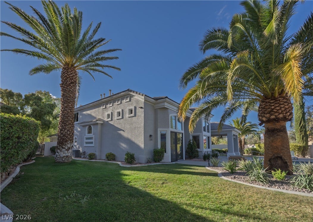 8800 Lusso Court, Las Vegas, NV 89134 View of building exterior