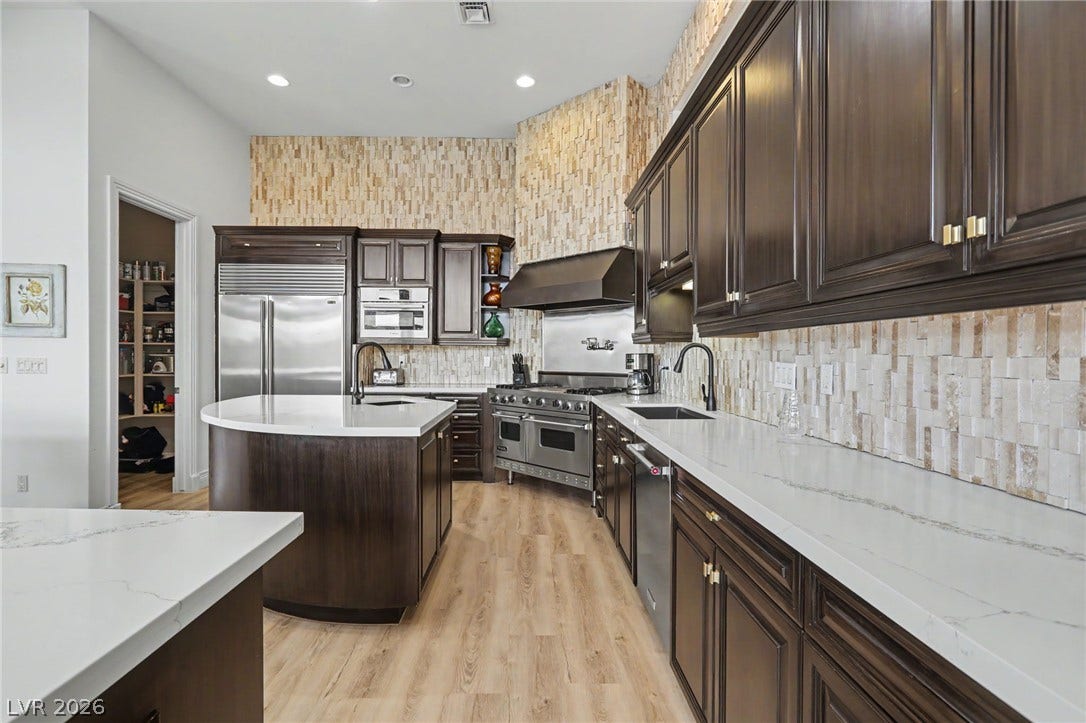 1358 Opal Valley Street, Henderson, NV 89052 1358 Opal Valley Street, Henderson, NV 89052