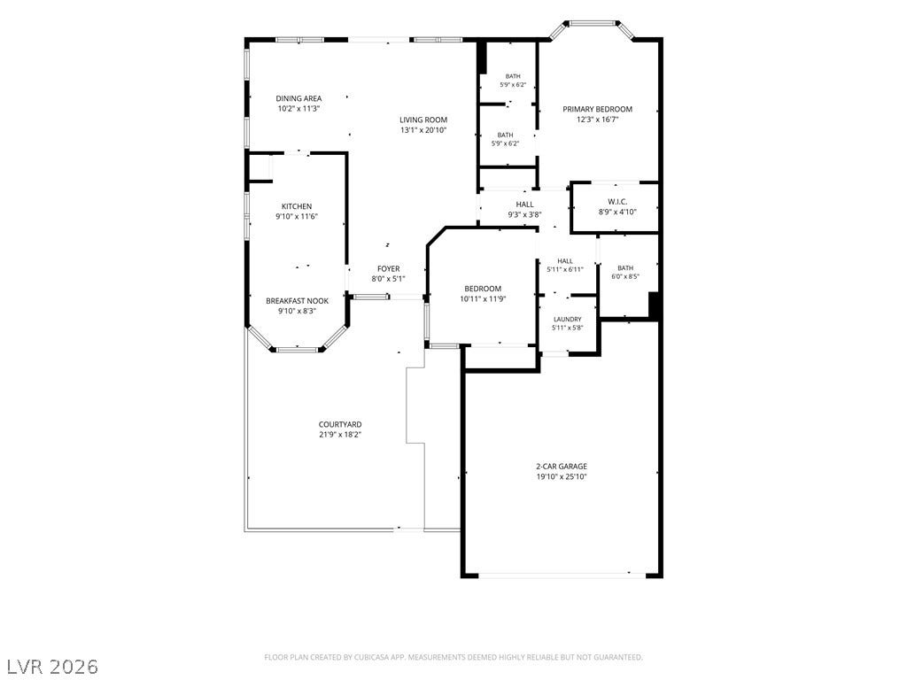 A detailed layout illustrates the functional flow of this single-level home.