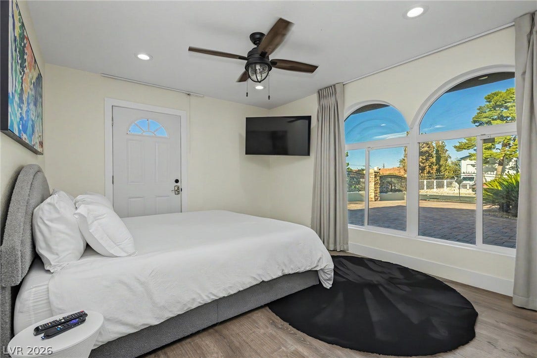 1355 Westwind Road, Las Vegas, NV 89146 1355 Westwind Road, Las Vegas, NV 89146