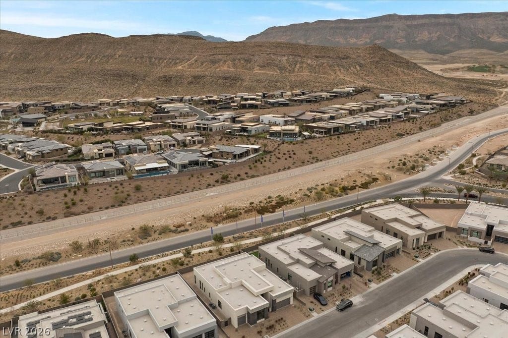 10907 Agate Cliffs Avenue, Las Vegas, NV 89135 Nobody Behind
Mountain Views