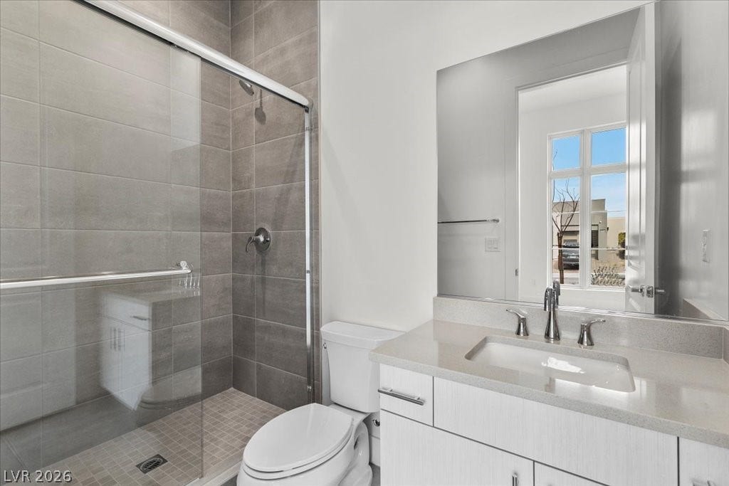 10907 Agate Cliffs Avenue, Las Vegas, NV 89135 EnSuite