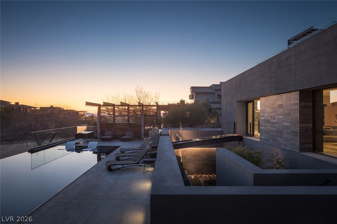 20 Soaring Bird Court, Las Vegas, NV 89135