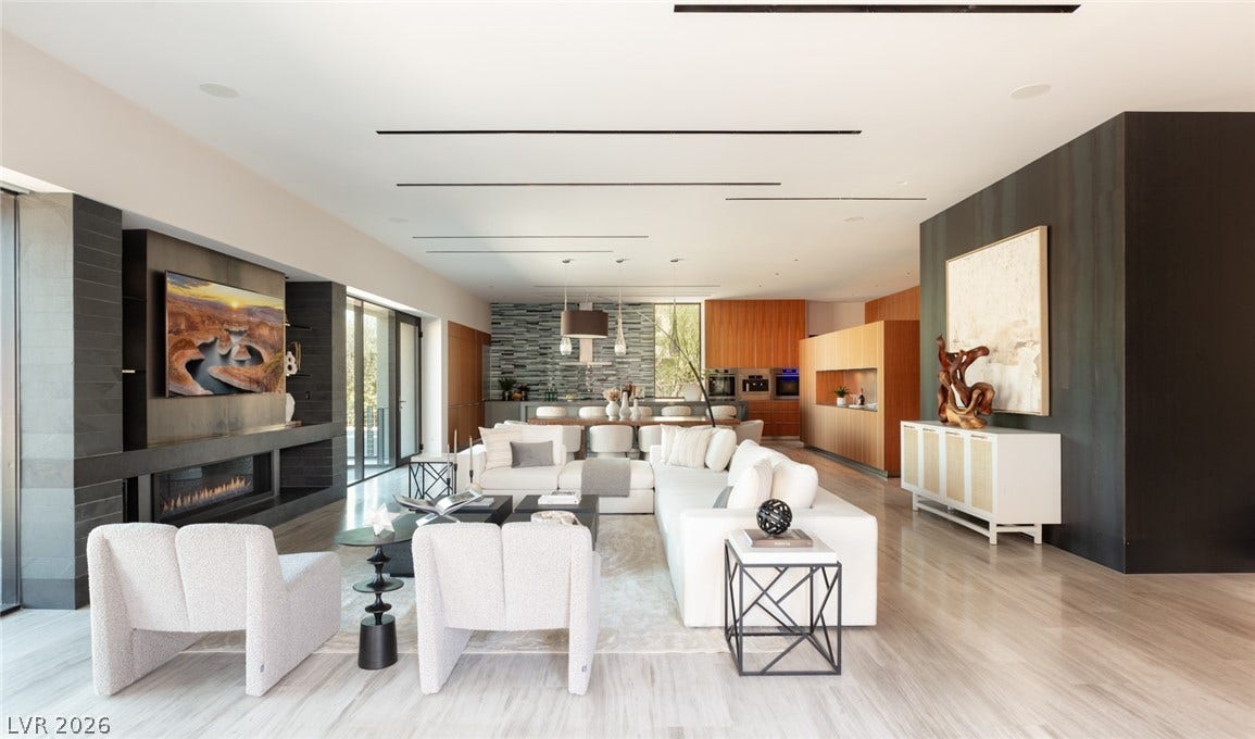 20 Soaring Bird Court, Las Vegas, NV 89135