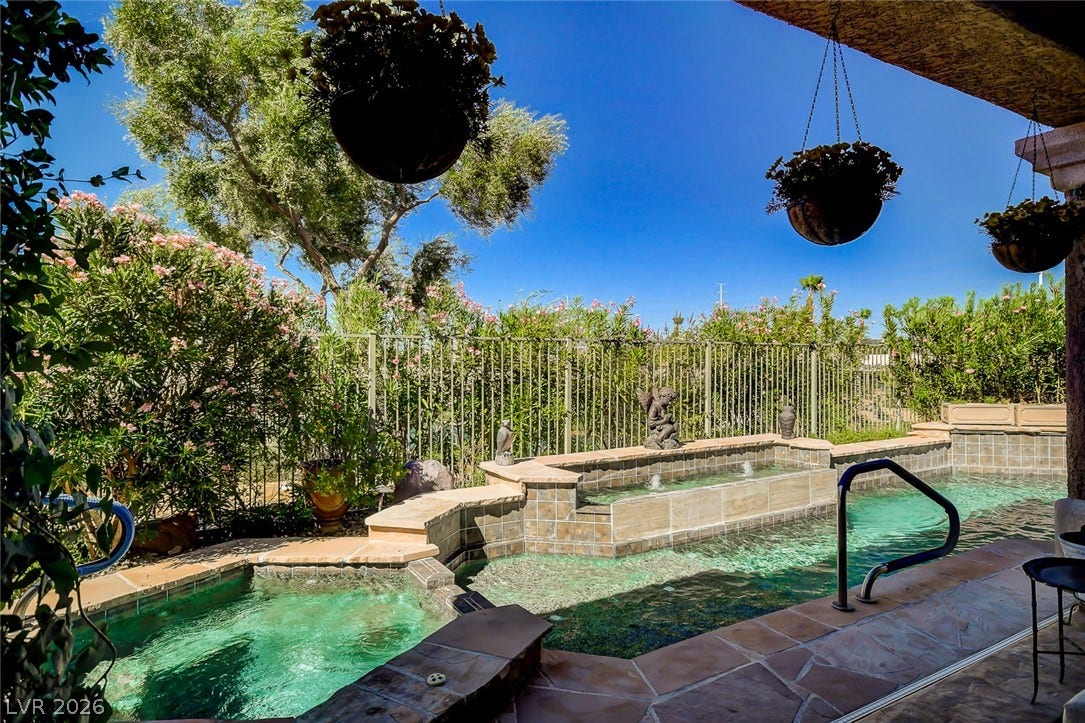 10266 Romantico Drive, Las Vegas, NV 89135