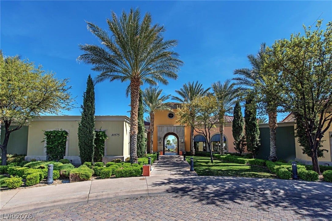 SIENA GOLF CLUBHOUSE & BISTRO RESTAURANT