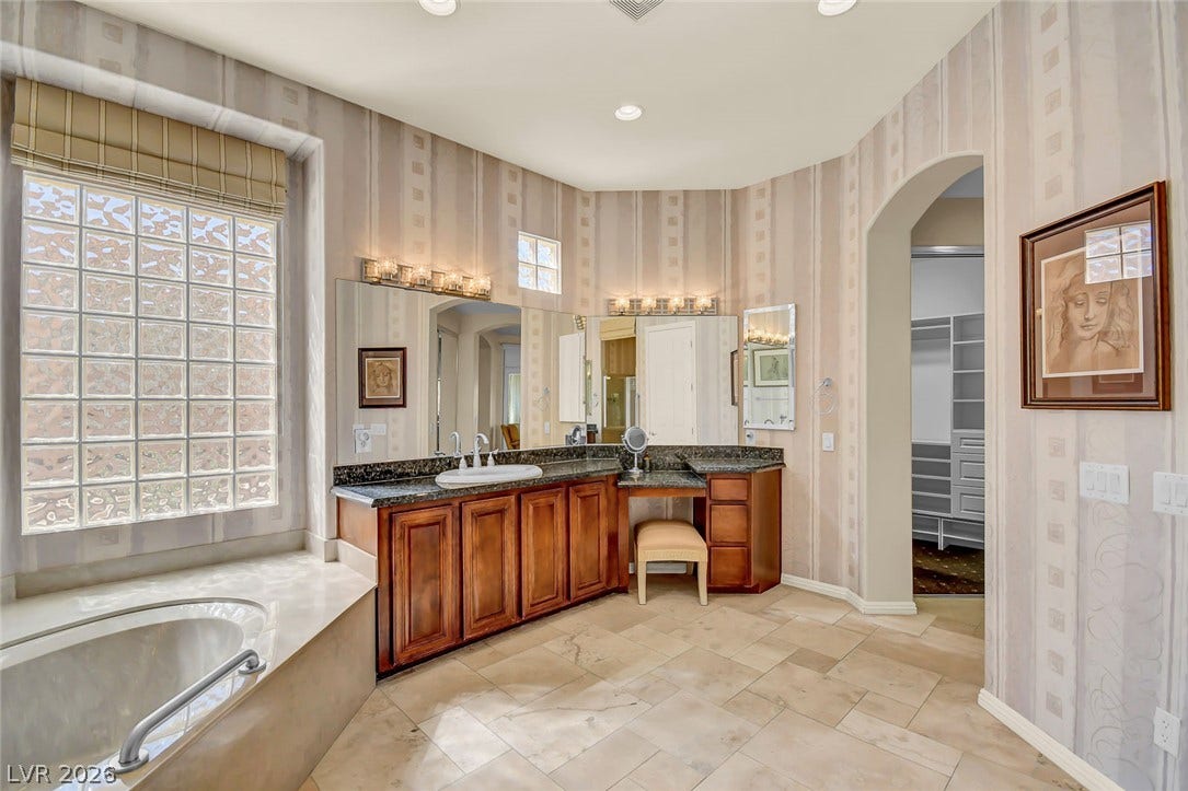 10266 Romantico Drive, Las Vegas, NV 89135