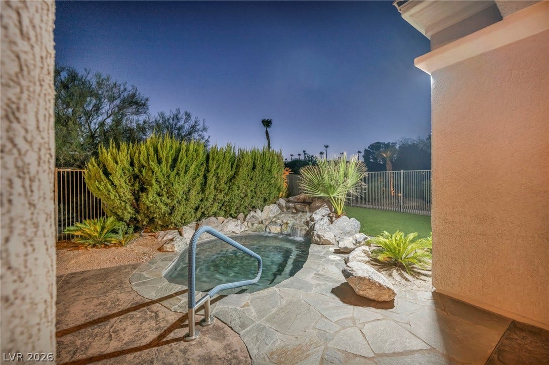 4555 Riva De Romanza Street, Las Vegas, NV 89135