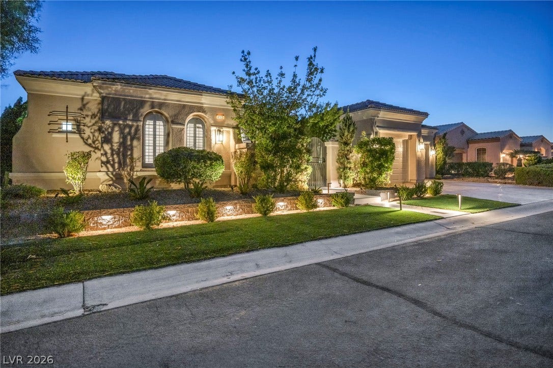 4555 Riva De Romanza Street, Las Vegas, NV 89135