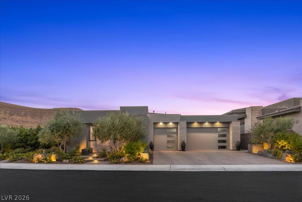10806 White Clay Drive, Las Vegas, NV 89135 10806 White Clay Drive, Las Vegas, NV 89135
