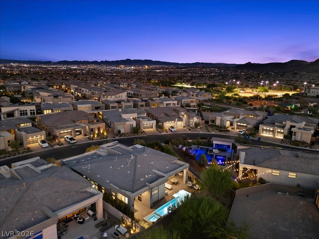 10806 White Clay Drive, Las Vegas, NV 89135 10806 White Clay Drive, Las Vegas, NV 89135
